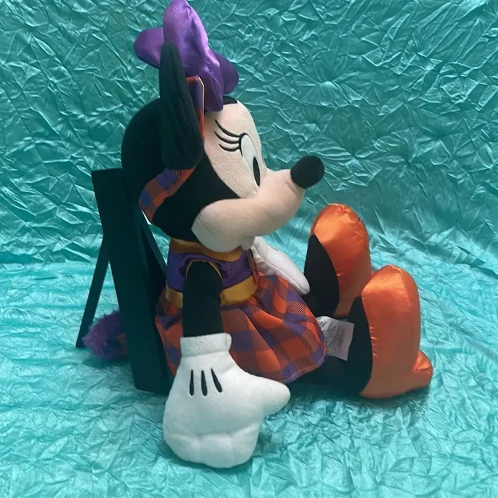Disney Minnie Mouse Halloween Plush doll